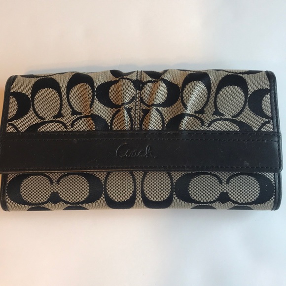 Coach wallet - Picture 1 of 2